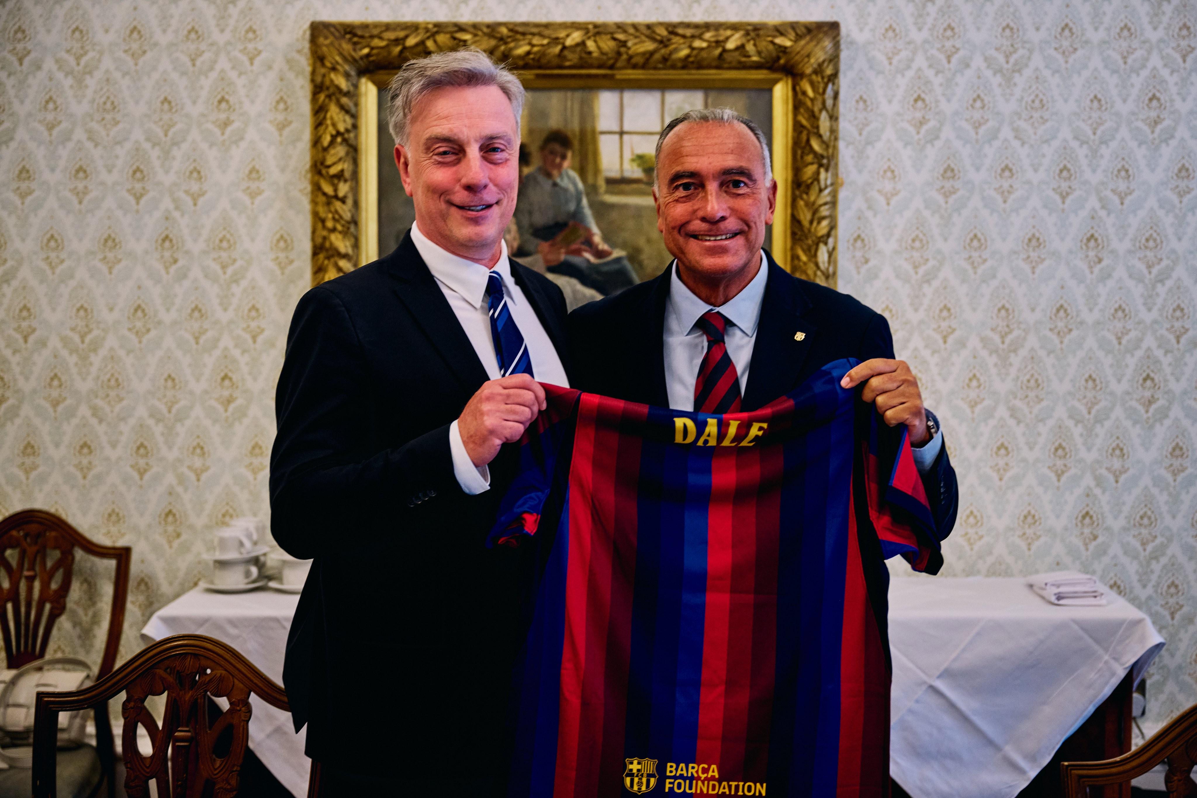Góc Nhìn 188V: Birmingham City đăng ảnh cảm ơn Barça đến thăm: cùng tạo nê